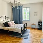 شقة فندقية Na Nebi 187
