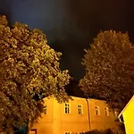 شقة فندقية Na Nebi 187 3*
